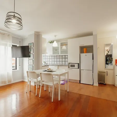 Apartament Espinho Seawalk And Seaview By Vacationy Porto
